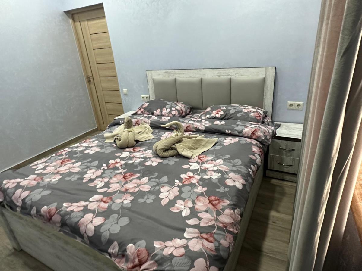 Our House Bed & Breakfast Vagharshapat Ngoại thất bức ảnh