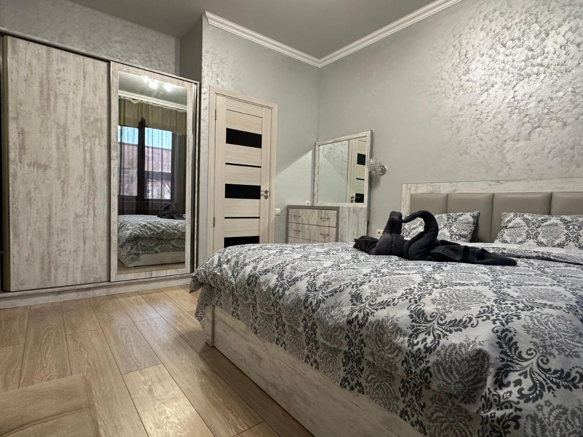 Our House Bed & Breakfast Vagharshapat Ngoại thất bức ảnh